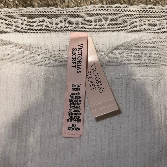 NWT Victoria’s Secret Logo Cotton Lace-Waist Boyshort Logo White Size Medium - Picture 7 of 7